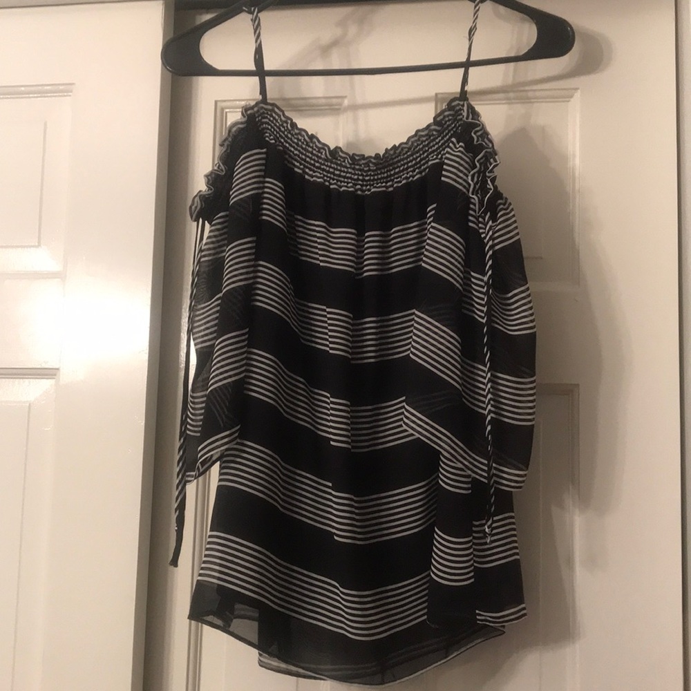 Off the shoulder strapped shirt